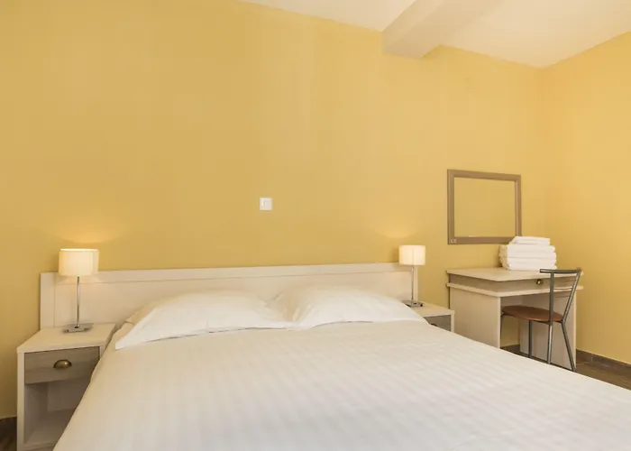 Amfora Plava Laguna Apartament *