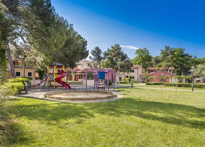 Amfora Plava Laguna Apartament *