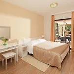 Amfora Plava Laguna Appartamento Umago